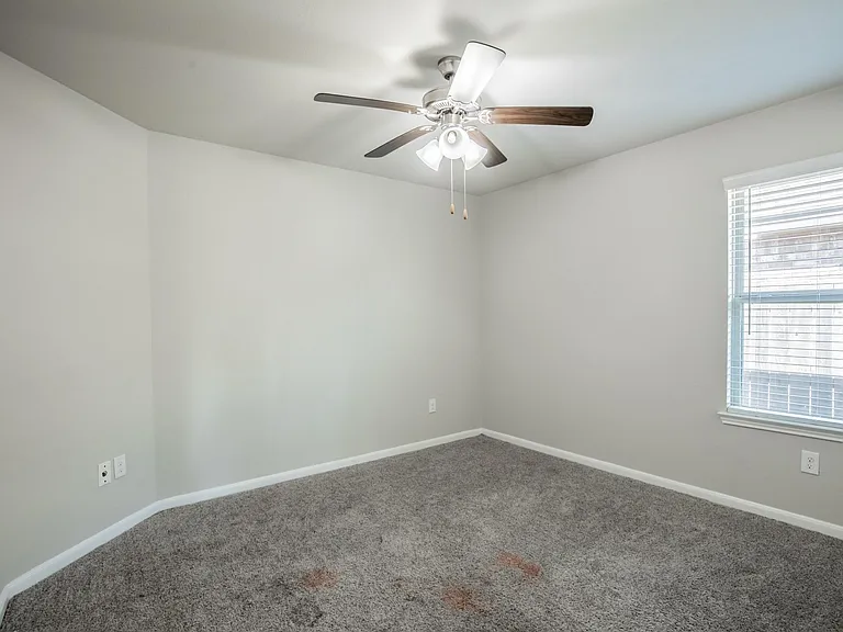1407 Wheatland Terrance Ln — Photo 27