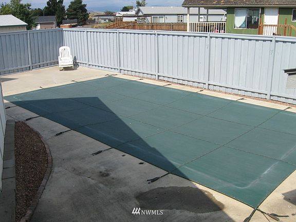 4th image of 602 W Grant Place