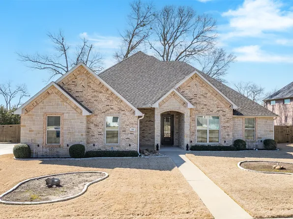 104 Nathan Dr, Chandler, TX 75758