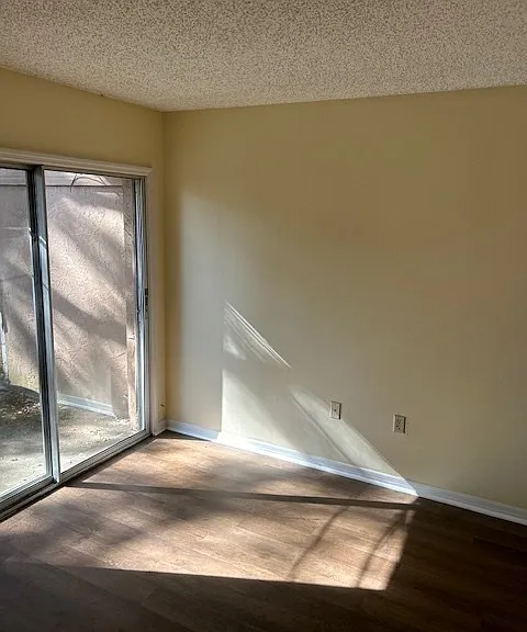 1415 Hill St — Photo 5