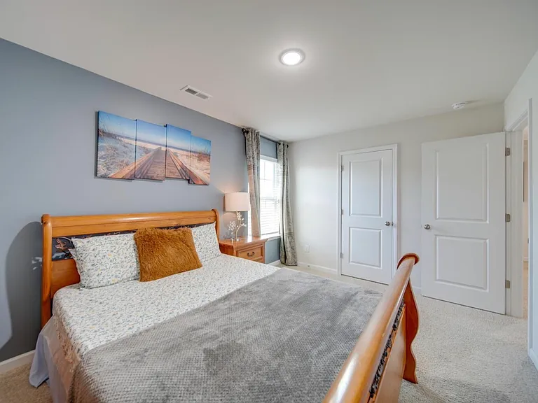 9609 Margrave Dr — Photo 16