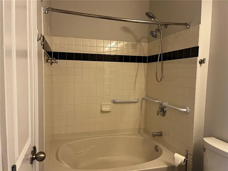 1000 Providence Pl #216 — Photo 11
