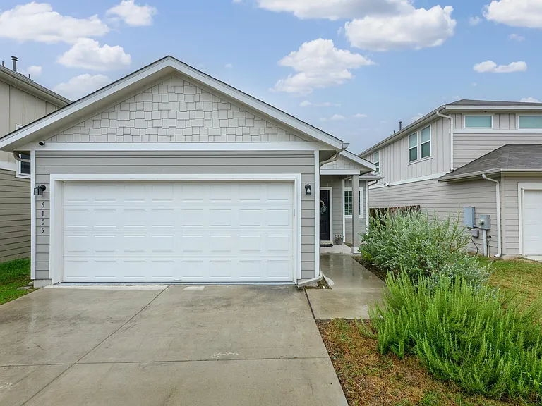 6109 Arbor Crest Ln — Photo 2