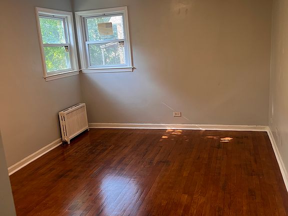 3rd image of 7320 S Kingston Ave #1W