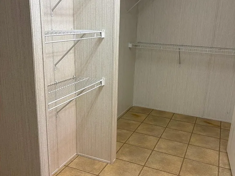 Unit Photo
