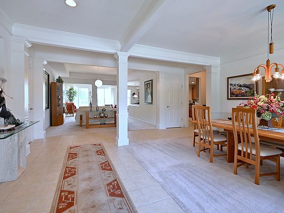 3rd image of 572 Tuscan View Dr