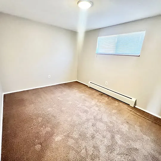 Westland Apartments — Photo 6