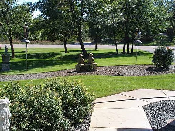 Your front walk way greets you!