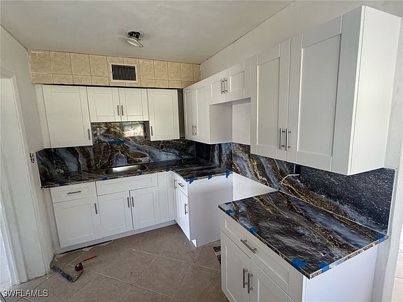 5th image of 705 Adams Ave