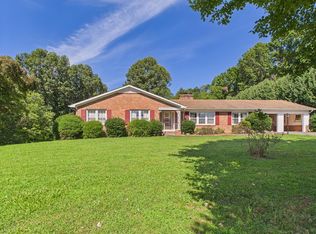 423 Woodland Dr, Stuart, VA 24171