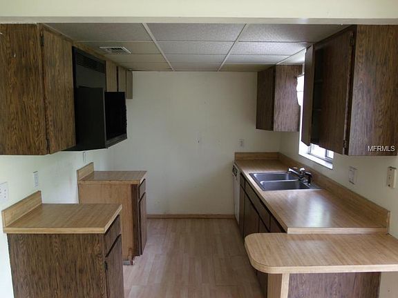 4th image of 12495 Cumberland Dr