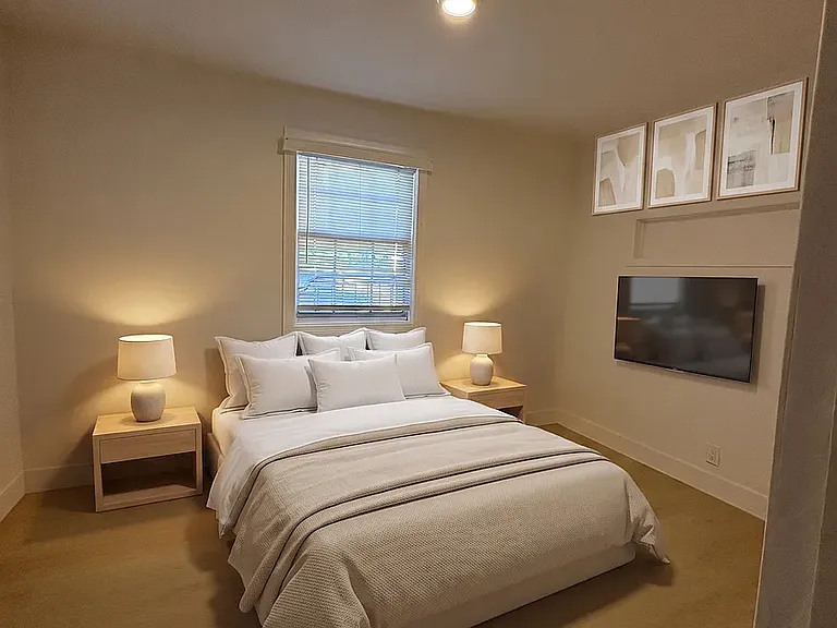 120 NE 56th St #2 — Photo 4