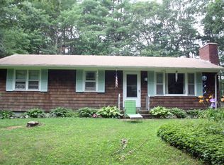 30 Wendy Ln, Richmond, RI 02812