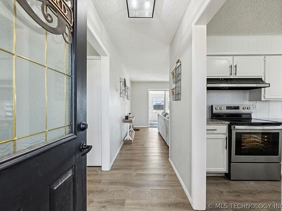 2nd image of 2602 S 27th St