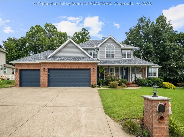 4010 Farmington Dr, Hurricane, WV 25526