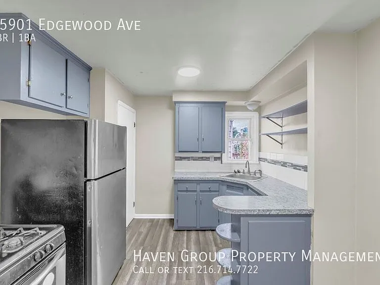 15901 Edgewood Ave — Photo 11