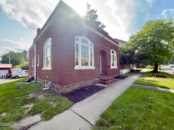 65 King St, Northumberland, PA 17857