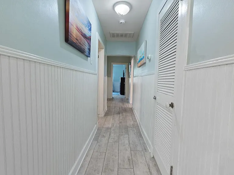239 Washington St — Photo 21