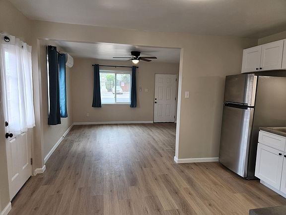 4th image of 533 Cardenas Dr SE