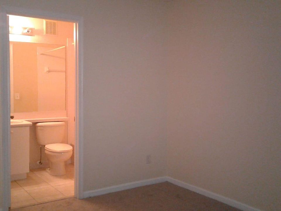 1st image of 4362 NW 69th Ter