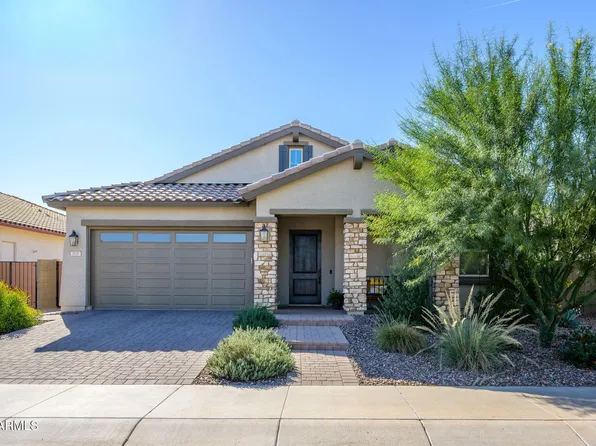 2831 W CHEVELON Drive, San Tan Valley, AZ 85144