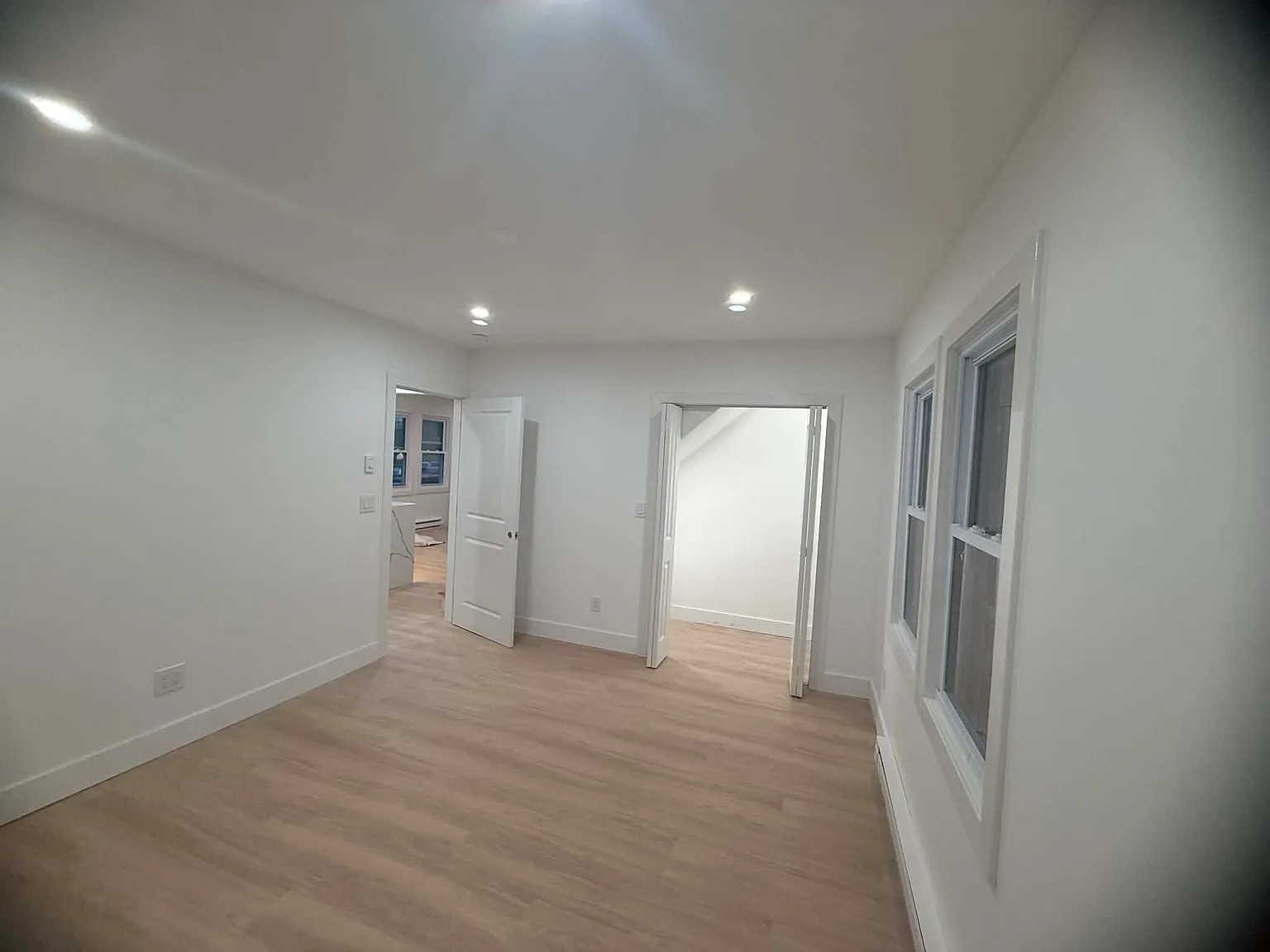 3 bed, 1219 sqft, $3,600 — Photo 3