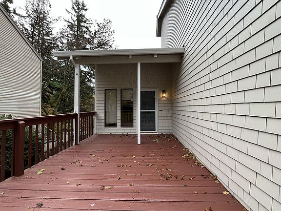 4th image of 31 Aquinas St
