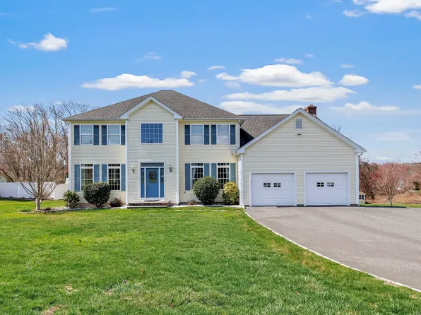 71 Old Dairy Lane, Shelton, CT 06484