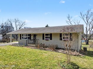 209 Wakefield Rd, Knoxville, TN 37922
