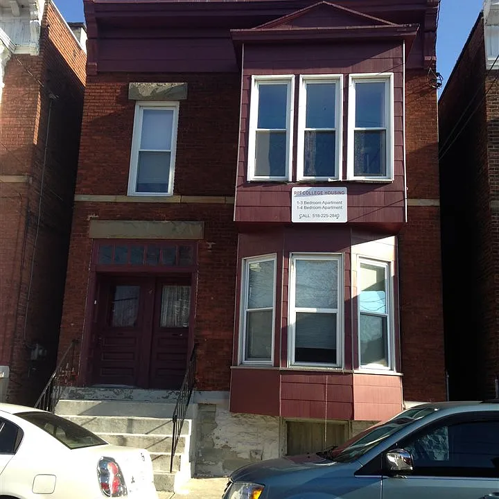 Building Photo 3