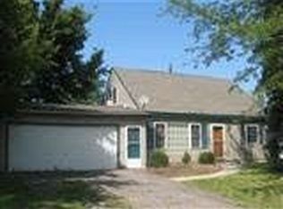 429 Piedmont Rd, Valparaiso, IN 46385