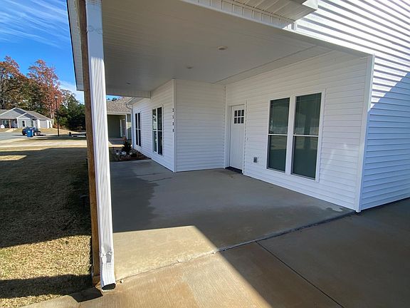 2nd image of 2508 Garden Bend Dr