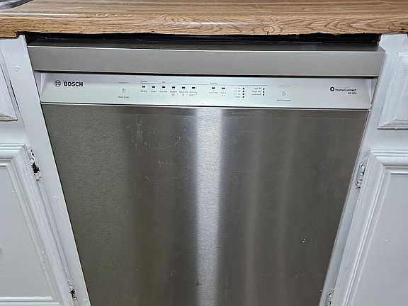 5th image of 811 White Ave #1