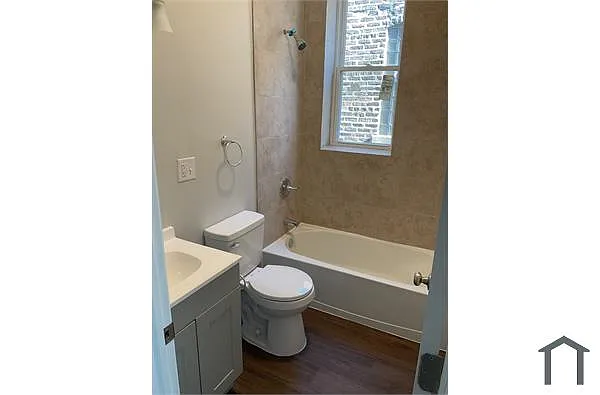 Building Photo - 1266 S Saint Louis Ave #1F