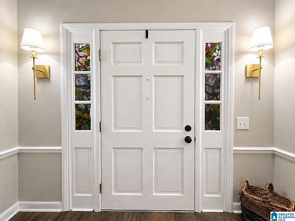 4th image of 831 Timothy Dr