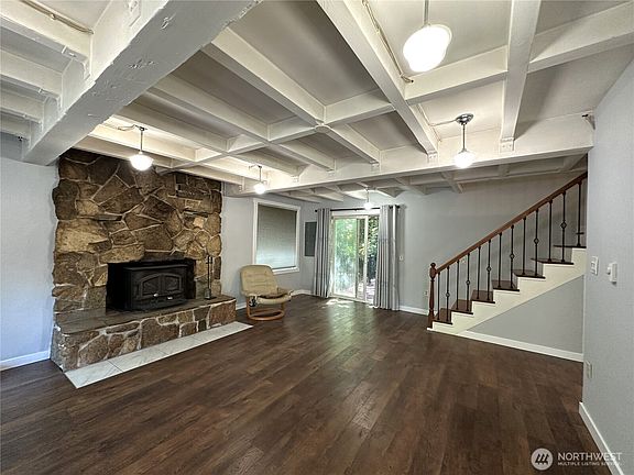 2nd image of 161 E Forest Drive