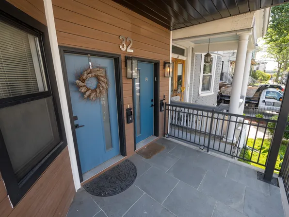 32 Charles Street image 2 of 25