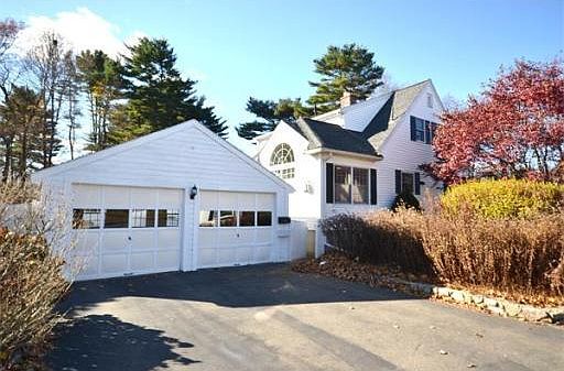 2nd image of 173 Essex St
