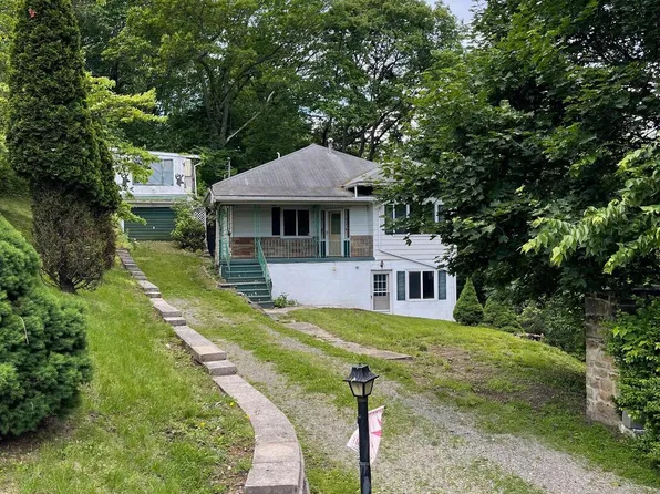 168 Hill School Rd, Ridgeley, WV 26753