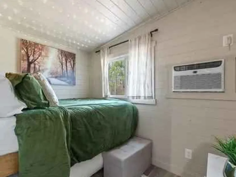 3735 Lenna Dr — Photo 2