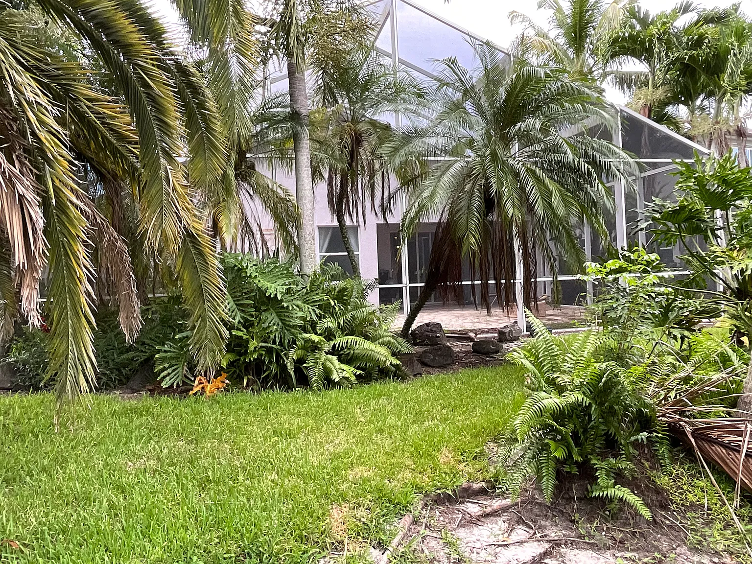 4 bed, 2210 sqft, $3,500 — Photo 3