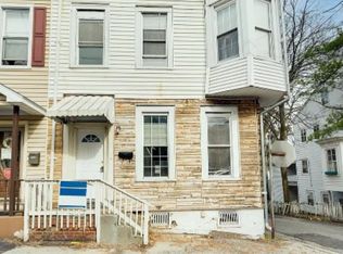 800 W Norwegian St, Pottsville, PA 17901