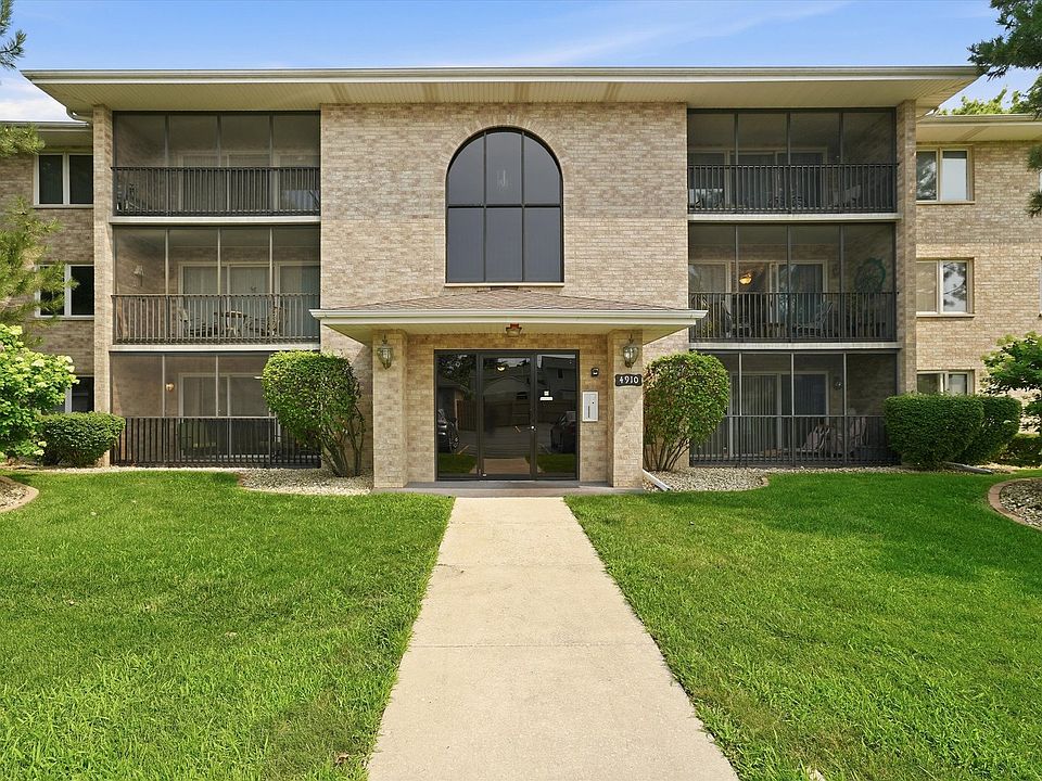 1st image of 4910 134th Ct APT 101