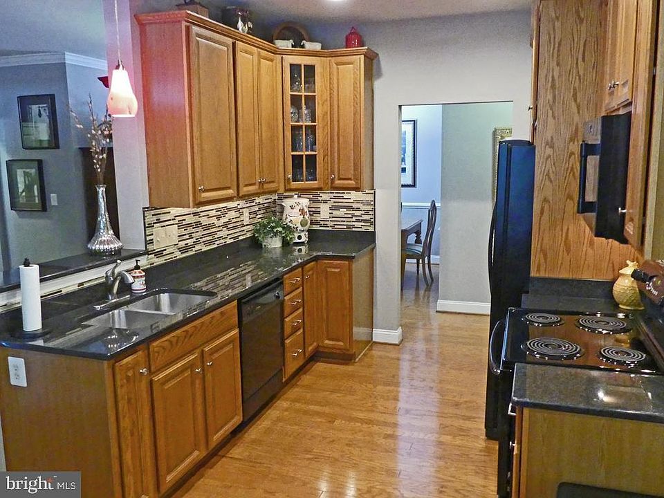 1st image of 1600 Martha Ct Unit 104