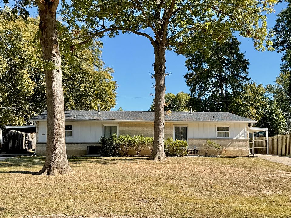 1st image of 705-707 S Valley Rd
