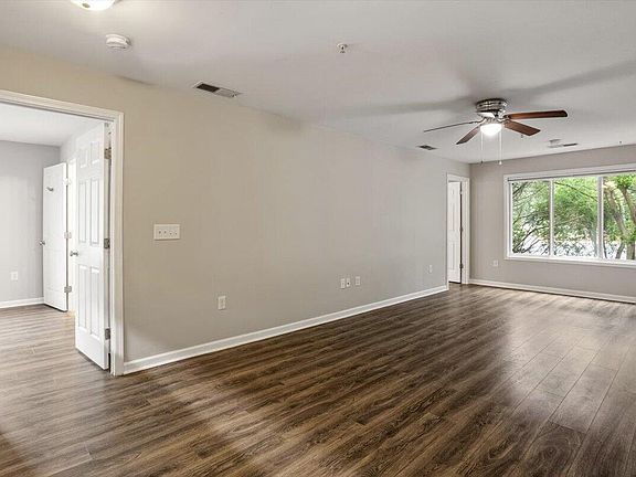 5th image of 1501 Graduate Ln