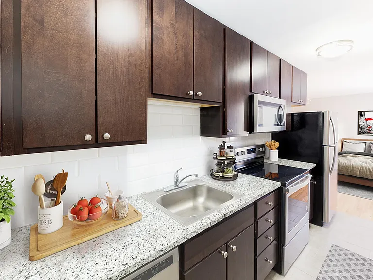 6720 N. Sheridan — Photo 16