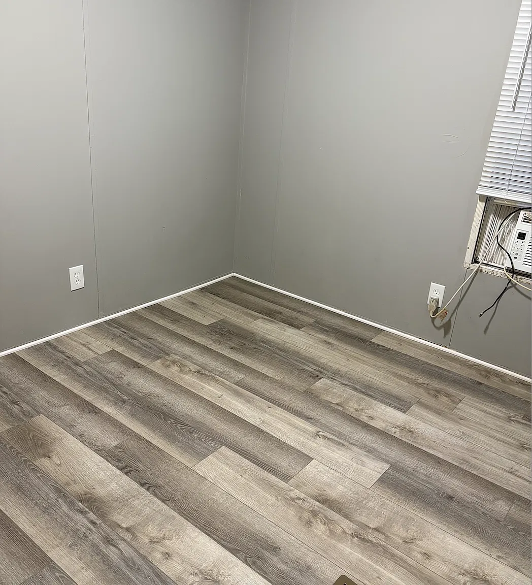 4 bed, 1400 sqft, $895 — Photo 4