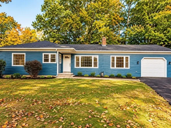 47 Depot St, Westford, MA 01886