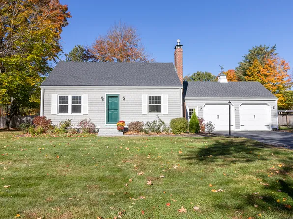 5 Crestwood Road, Cumberland, ME 04021